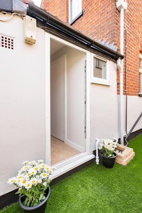 Вілла Travellers' Choice In Harwich-Essex Екстер'єр фото