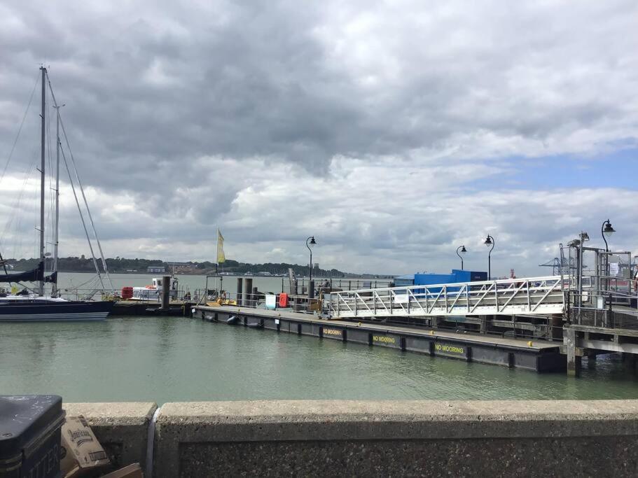 Вілла Travellers' Choice In Harwich-Essex Екстер'єр фото