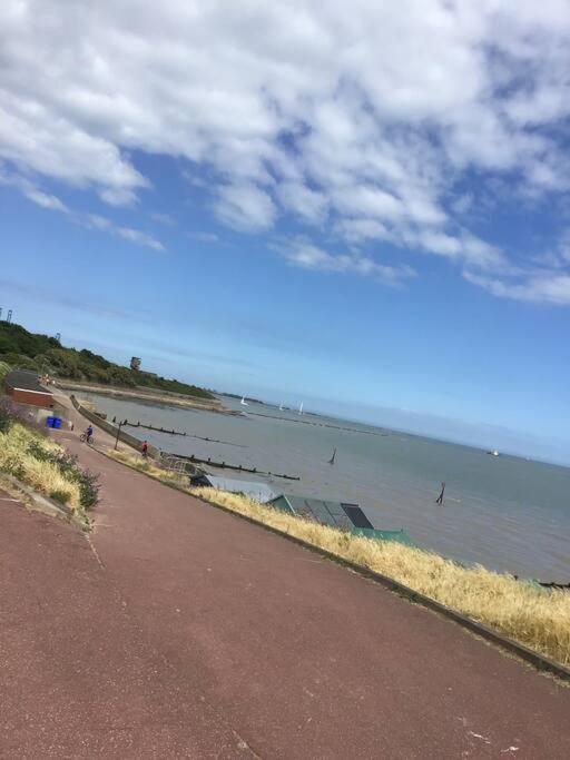 Вілла Travellers' Choice In Harwich-Essex Екстер'єр фото