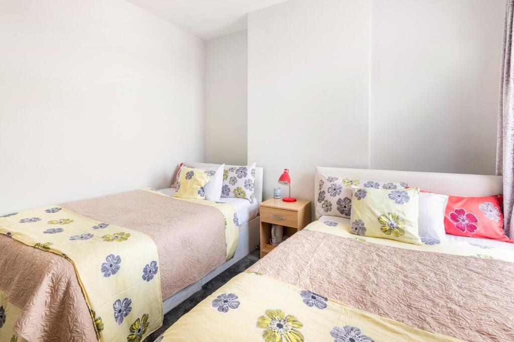 Вілла Travellers' Choice In Harwich-Essex Екстер'єр фото