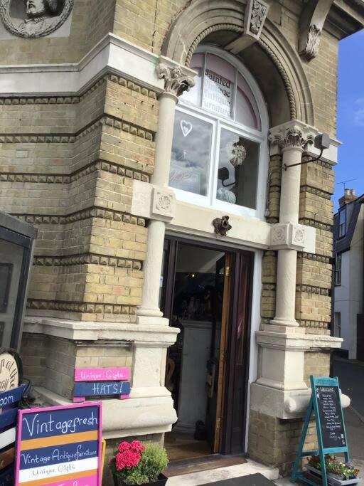 Вілла Travellers' Choice In Harwich-Essex Екстер'єр фото