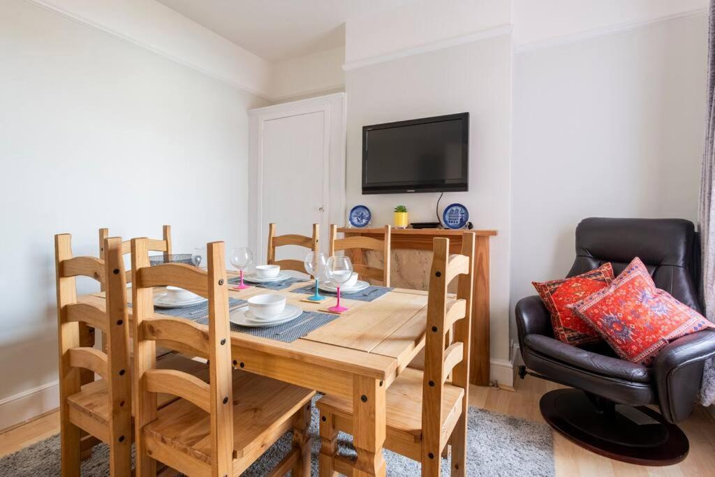 Вілла Travellers' Choice In Harwich-Essex Екстер'єр фото