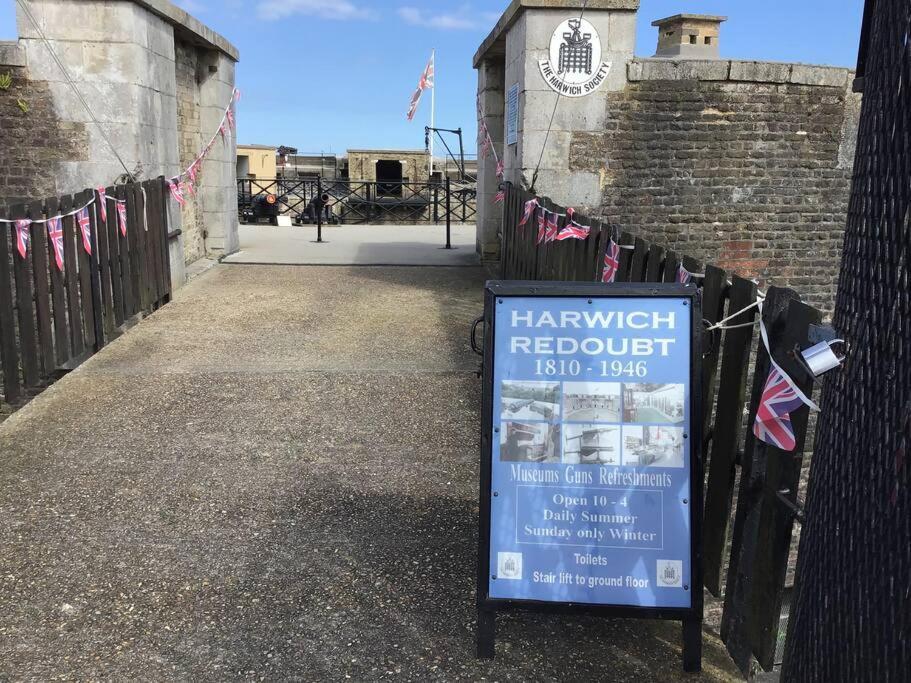 Вілла Travellers' Choice In Harwich-Essex Екстер'єр фото